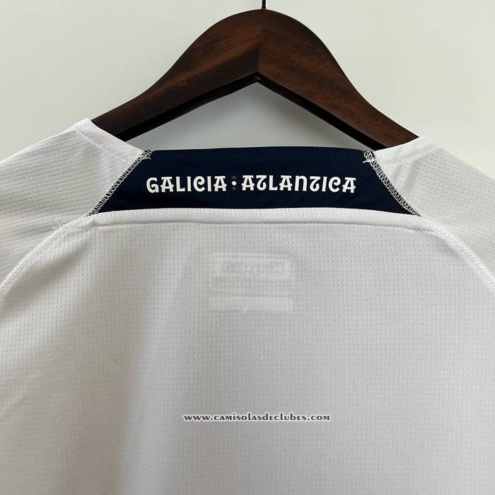 Camisola
 3º Deportivo La Coruna
 22/23 Tailandia

